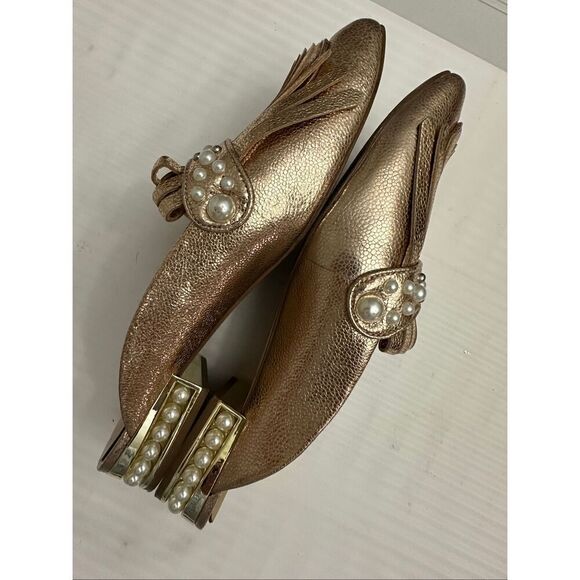 Karl Lagerfeld Pearl-Trimmed Metallic Bronze Fringe Loafers Size 9.5M - Picture 2 of 10